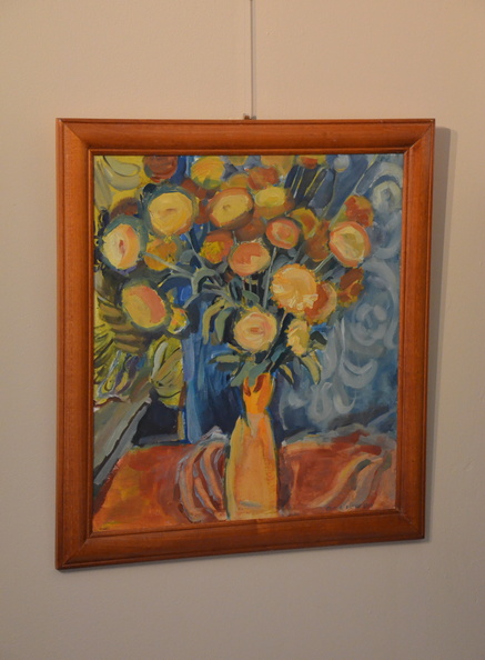 kwiaty w pomarańczowym wazonie, tech.olej na kartonie, wym. z ramą 45 x 48, rok 2009