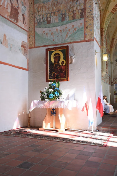 VII/ Ikona Matki Boskiej Częstochowskiej w Sanktuarium pw Św. Jakuba w Małujowicach