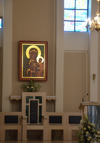 Ikona Matki Boskiej Częstochowskiej w kosciele parafialnym w Charzykowach